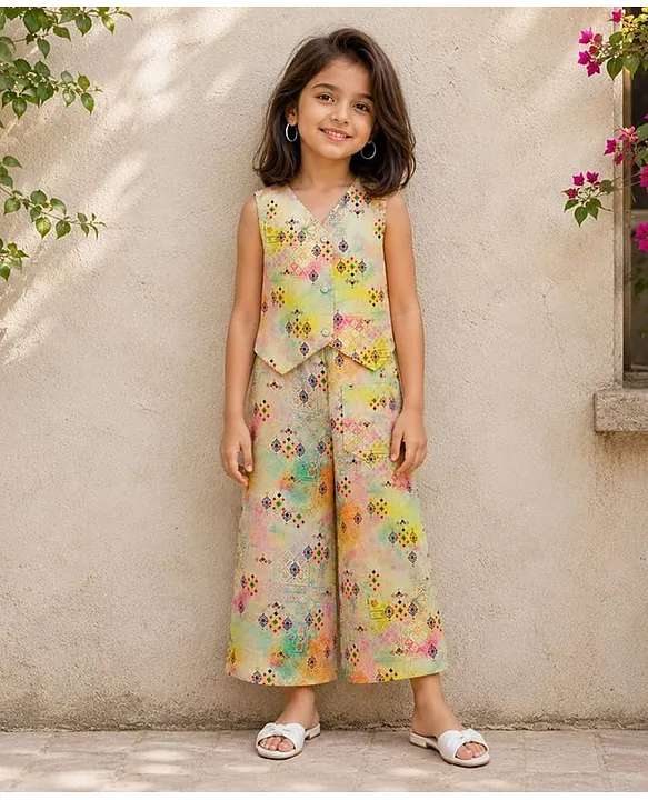Woven Sleeveless Geometric Printed Coordinating Top & Pants Set - Multi Colour
